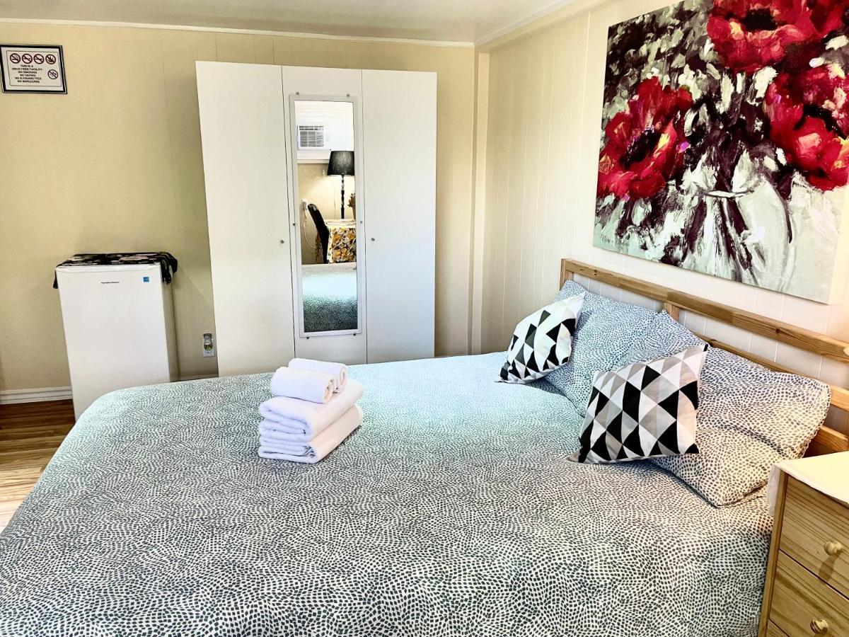 Perfect Home-Private Washrooms,Free Parking,High Speed Net 多伦多 外观 照片