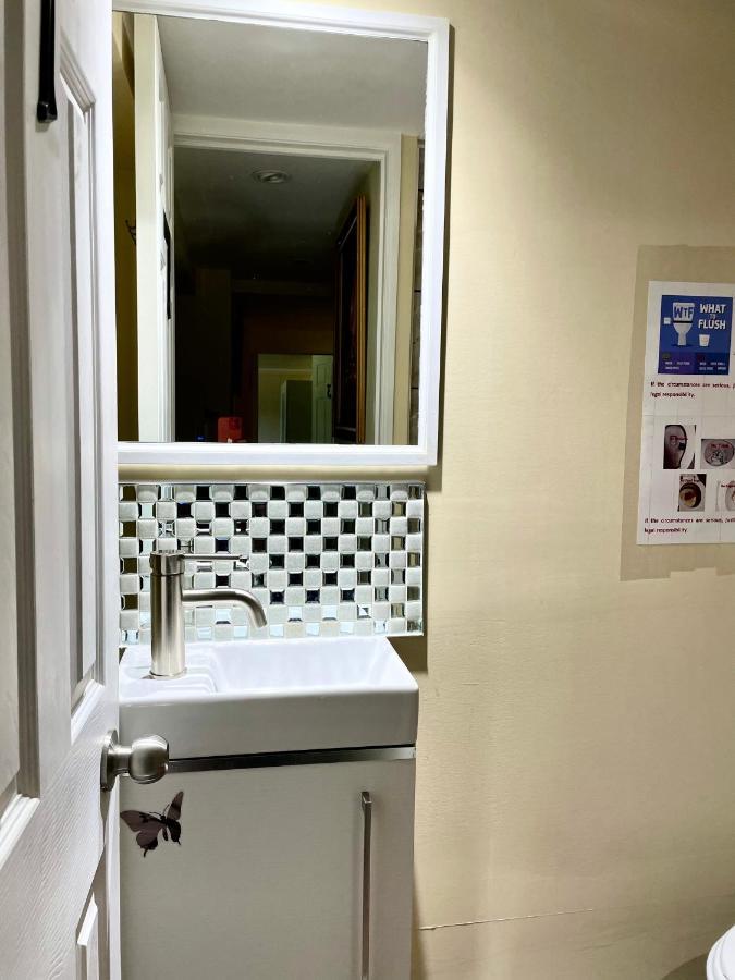 Perfect Home-Private Washrooms,Free Parking,High Speed Net 多伦多 外观 照片