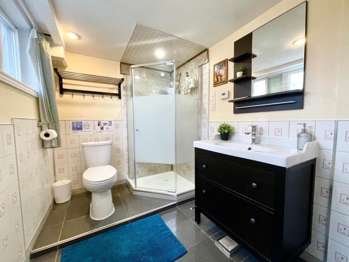 Perfect Home-Private Washrooms,Free Parking,High Speed Net 多伦多 外观 照片
